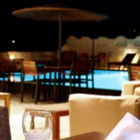 Thera Mare 4* Perissa (Santorini)