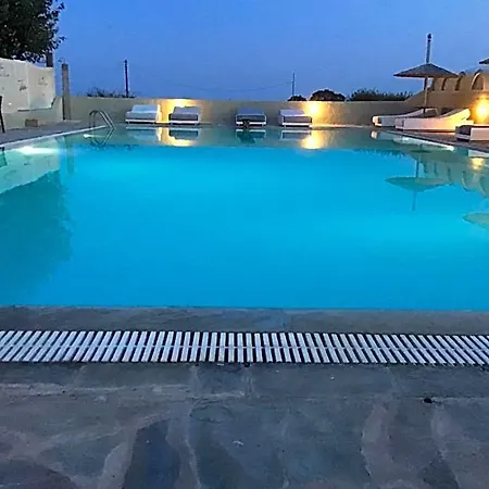 Thera Mare Ξενοδοχείο 4*