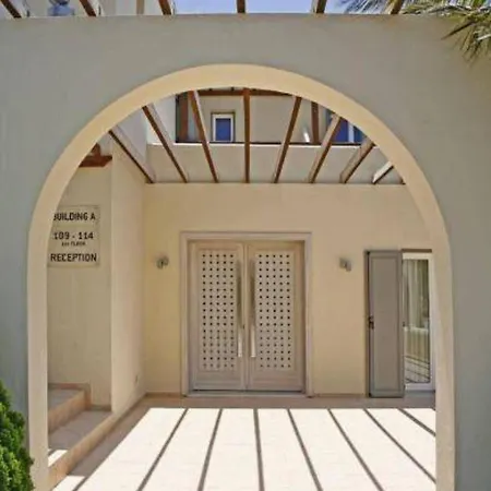 Szálloda Thera Mare 4*