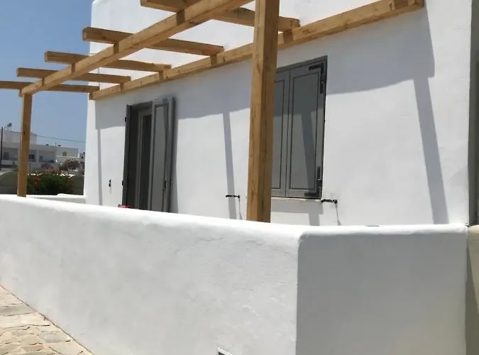 Ξενοδοχείο Thera Mare 4*