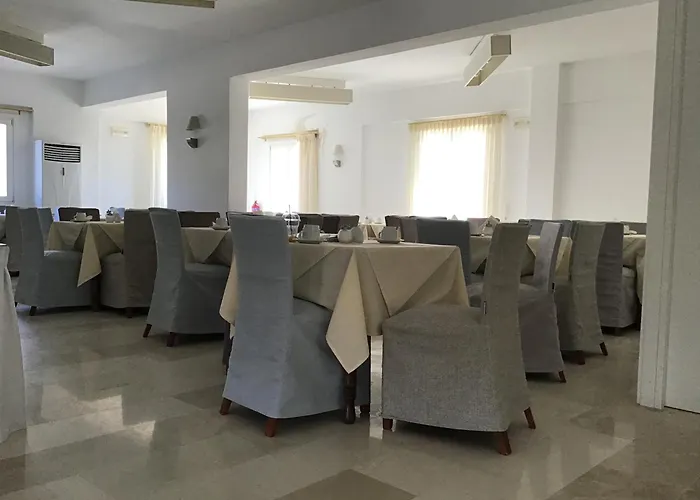 Thera Mare Περίσσα