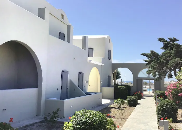 Thera Mare Hotell Perissa (Santorini)