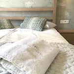 Hotel Thera Mare Perissa (Santorini)
