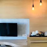 Hotel Thera Mare