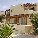 Thera Mare 4*
