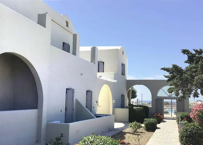 Thera Mare Hotel Perissa (Santorini)