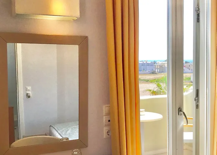 Thera Mare Perissa (Santorini)