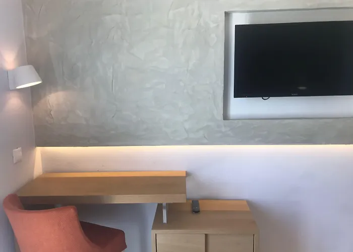 Hotel Thera Mare Perissa (Santorini)