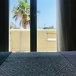 Thera Mare Hotel 4*